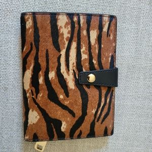 NWT CHICOS WALLET